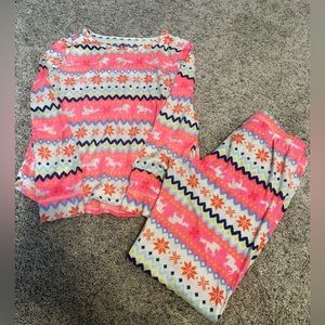 SO Girls size 14/16 Pjs